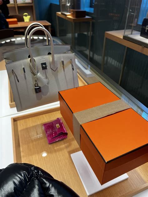 Hermès Reveal & Review: Would You Choose a Kelly .